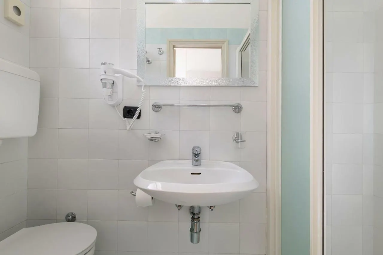 ***  Hotel Maria Serena リミニ イタリア